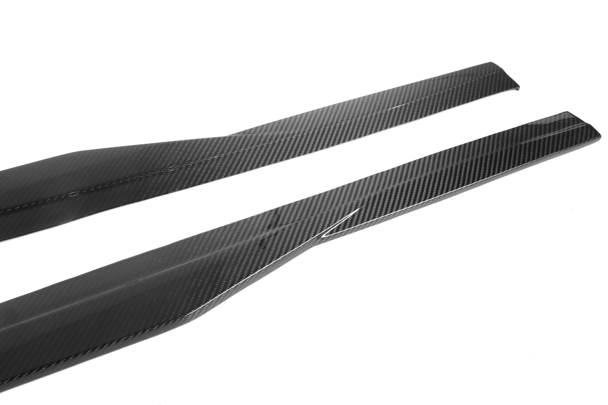 BMW G87 M2 R44 Style Dry Carbon Fiber Side Skirts