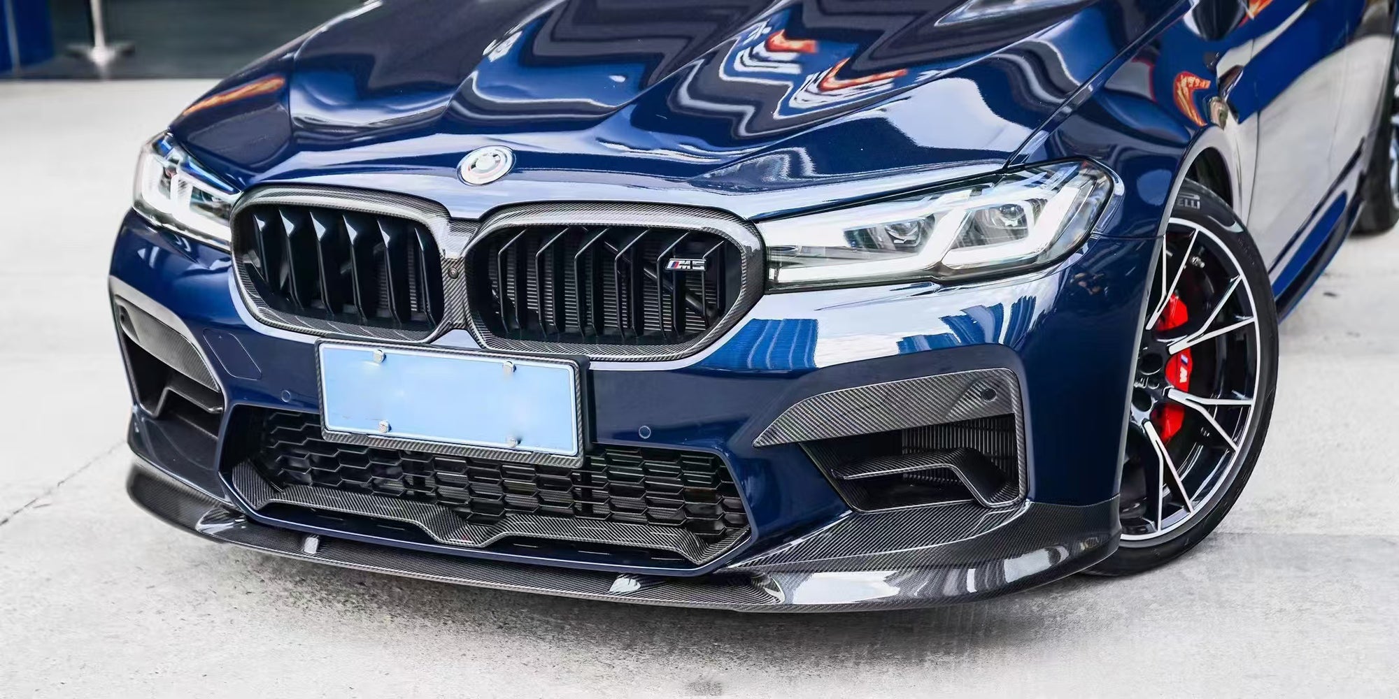 BMW F90 M5 LCI ( 2020-2023) Carbon Fiber Front Grille
