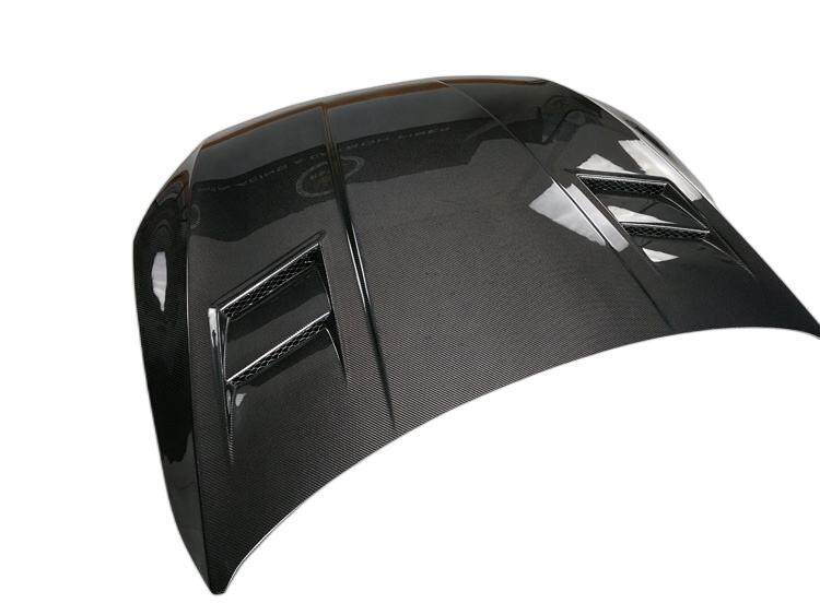 VW Golf MK7 ASP-Style Carbon Fiber Hood