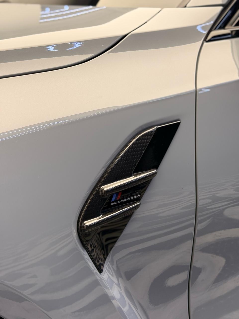 BMW G8X Dry Carbon Fiber Fender Air Knives