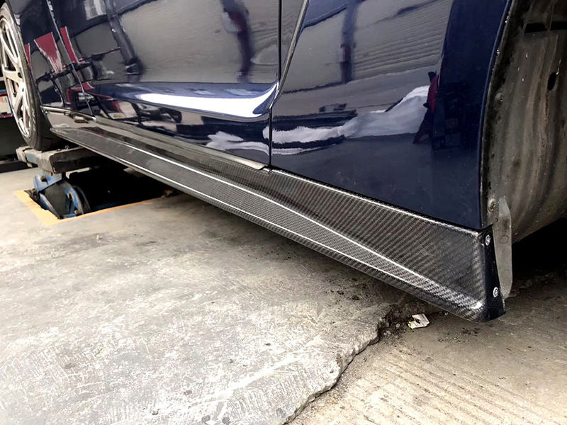 NIssan GTR R35 Carbon Fiber Side Skirts