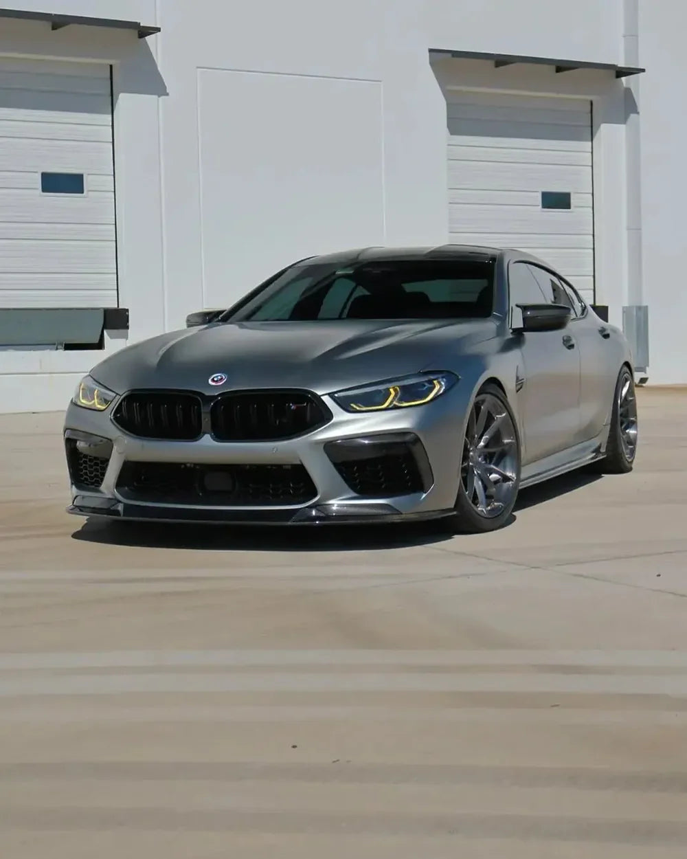 BMW M8 F91 / F92 / F93 OEM STYLE DRY CARBON FIBER FRONT AIR VENT
