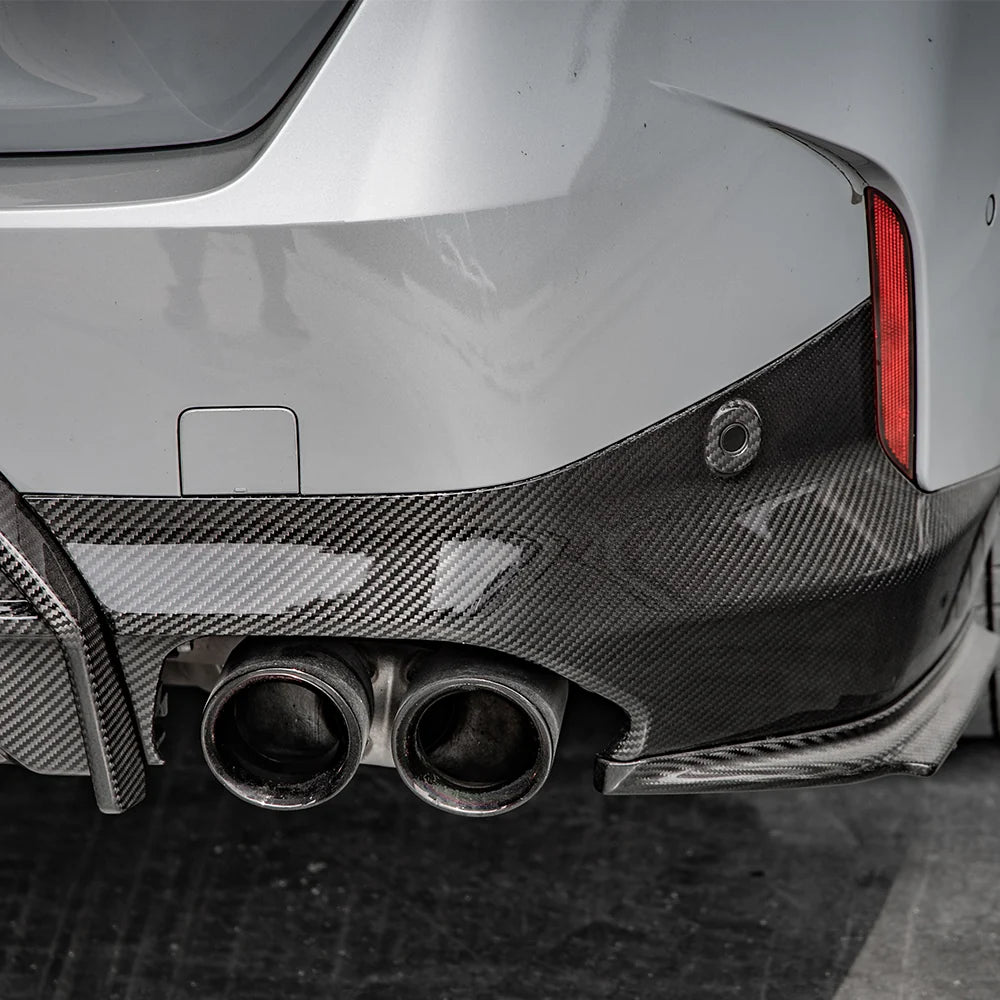 SOOQOO BMW 2 Series G42 Side Diffuser In Prepreg Carbon Fiber