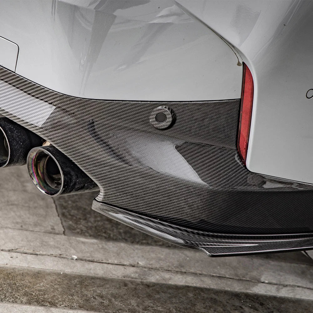 SOOQOO BMW 2 Series G42 Rear Spats In Prepreg Carbon Fiber