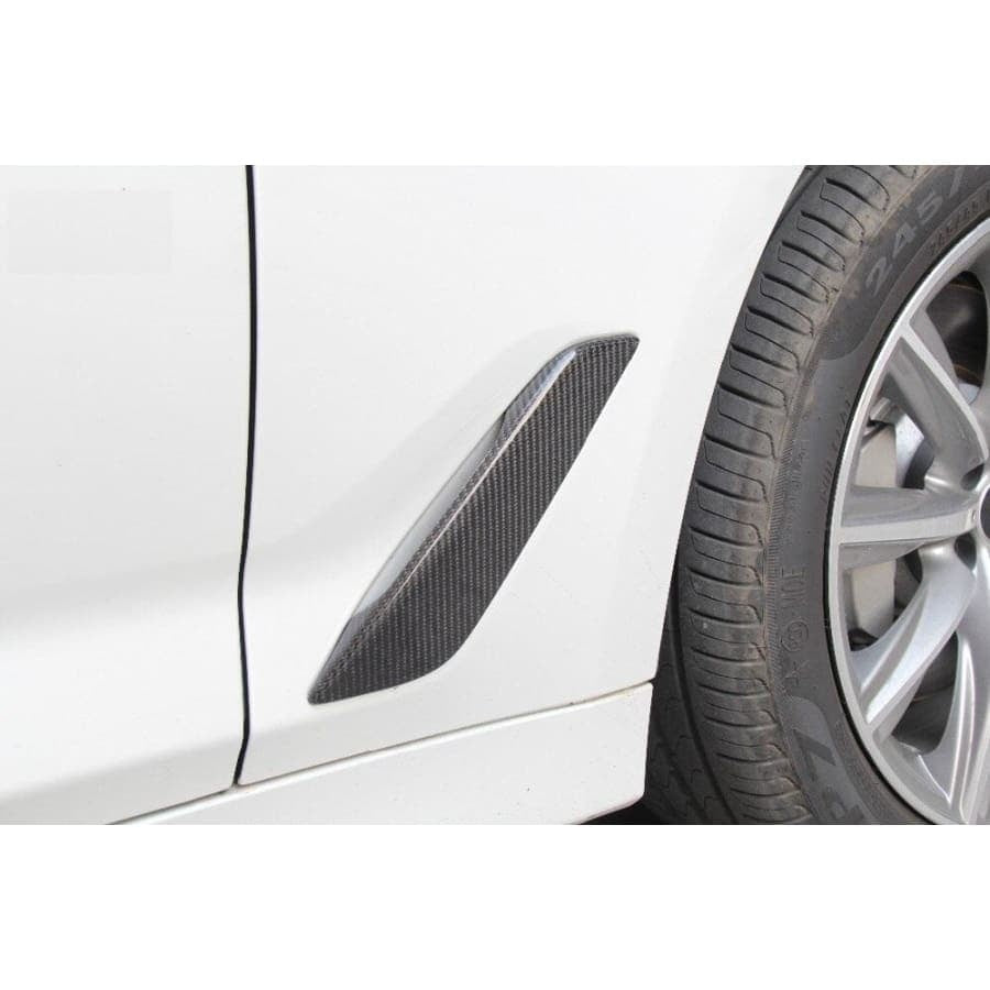 BMW 5 SERIES G30 CARBON FIBER SIDE FENDER VENT TRIMS