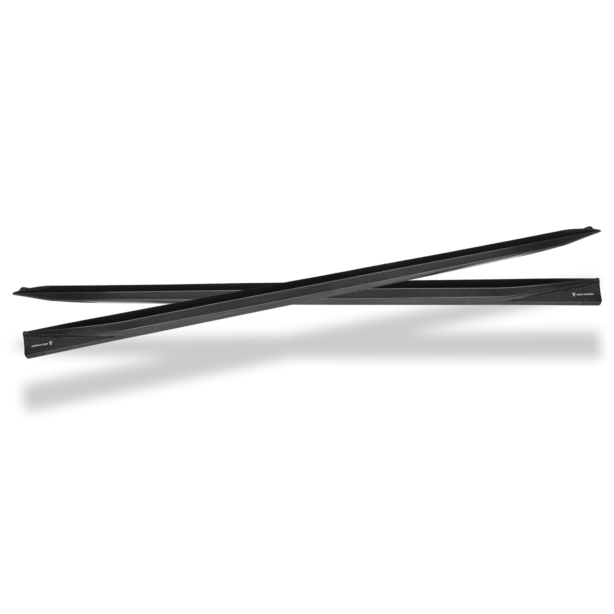 BMW 5 SERIES G6X DRY CARBON FIBER OEM STYLE SIDE SKIRTS