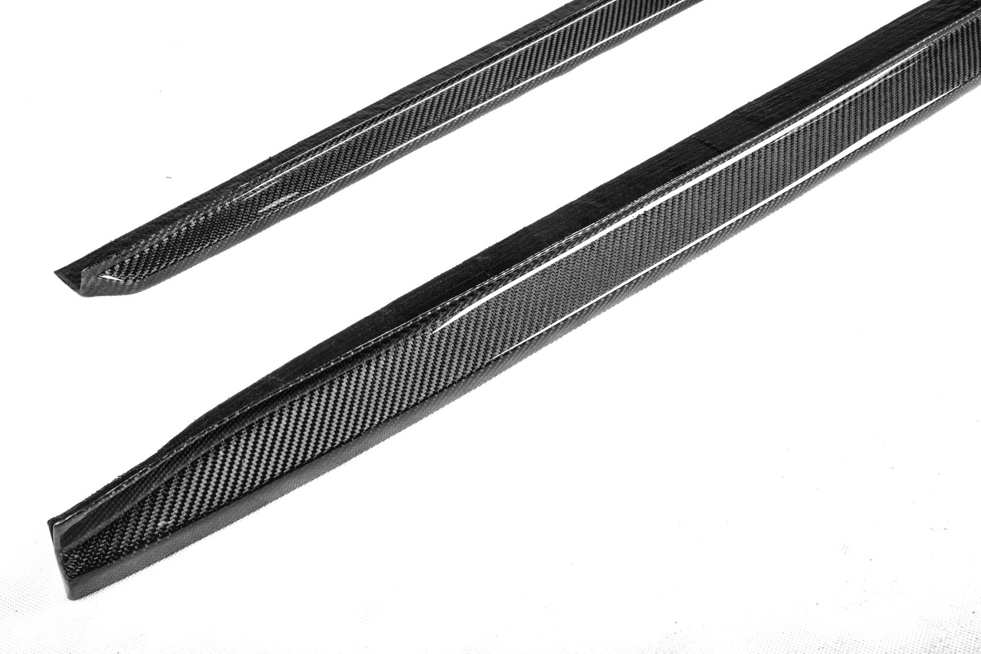BMW F90 M5 Carbon Fiber 3D Style Side Skirts