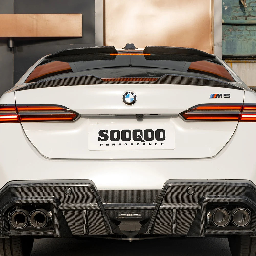 SOOQOO BMW M5 G90/G60 Rear Spoiler In Prepreg Carbon Fiber