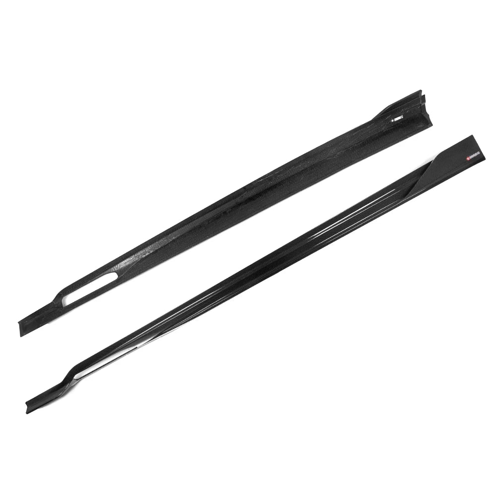 SOOQOO BMW X6M F96 Side Skirt In Prepreg Carbon Fiber