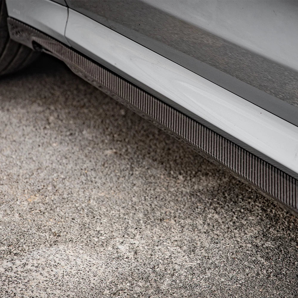 SOOQOO V1 BMW X3M F97 Side Skirt In Prepreg Carbon Fiber