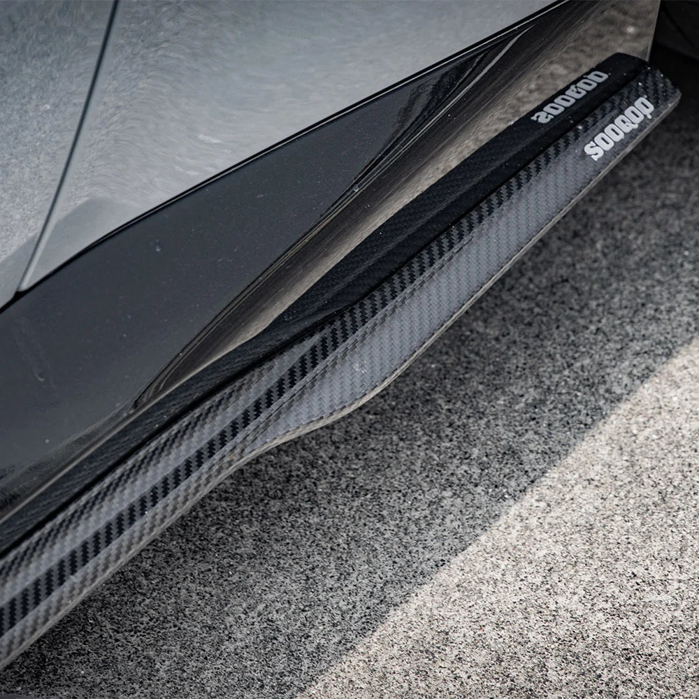 SOOQOO BMW 2 Series G42 Side Skirt In Prepreg Carbon Fiber