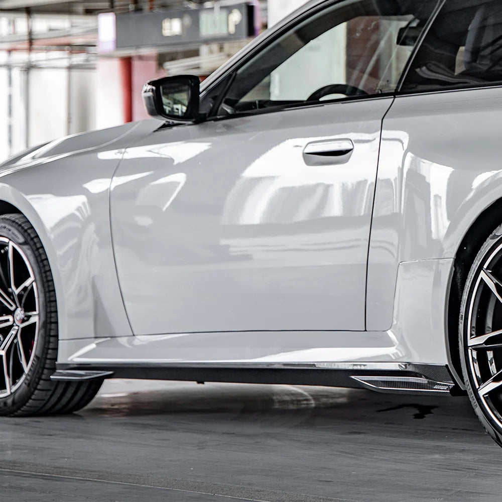SOOQOO BMW M2 G87 Side Skirt In Prepreg Carbon Fiber