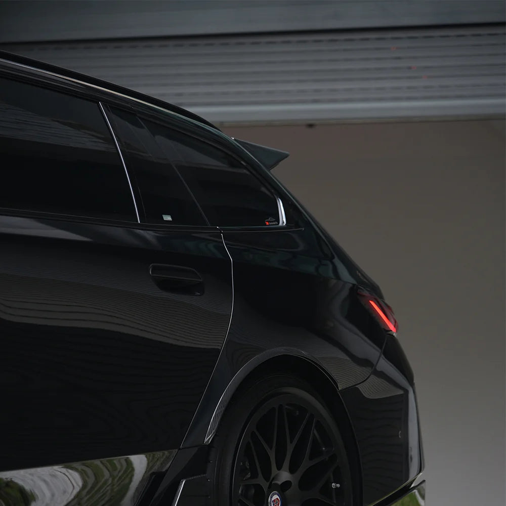 SOOQOO BMW M5 G99 Roof Spoiler In Preprep Carbon Fiber